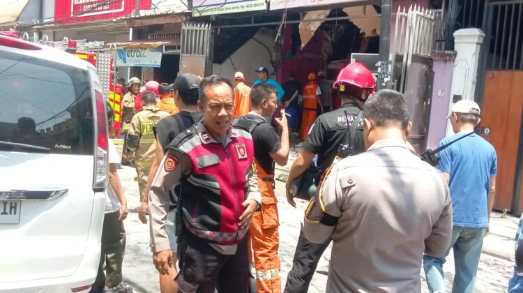 Kebakaran Hanguskan Usaha Laundry di Senen, Polisi Olah TKP Diduga Akibat Kebocoran Gas