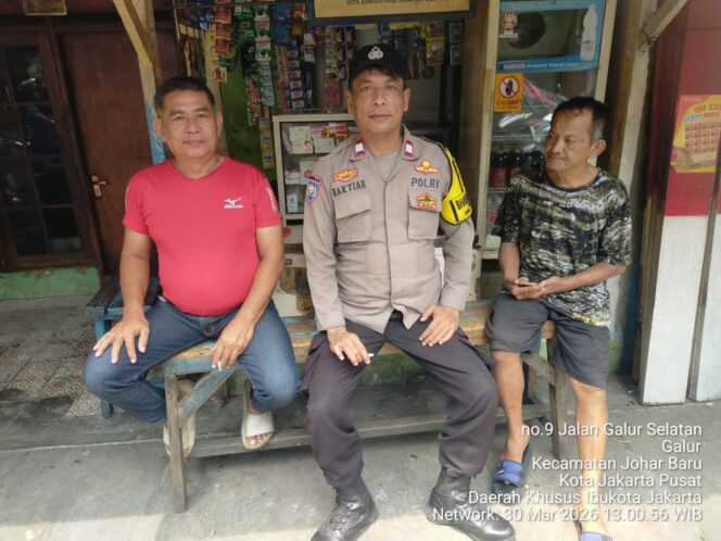 
					Polisi Perkuat Cooling System, Sambangi Tokoh Masyarakat di Johar Baru