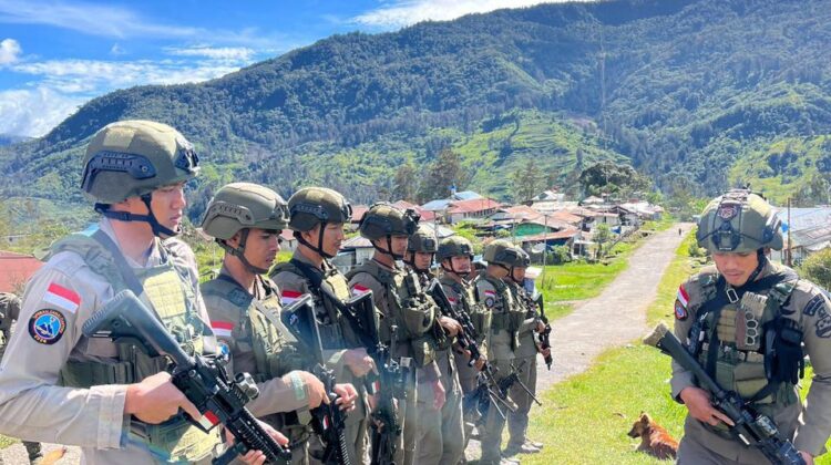 Humanis dan Presisi, Satgas Ops Damai Cartenz 2026 Hadirkan Rasa Aman dalam Patroli dan Pengamanan Ibadah di Sinak