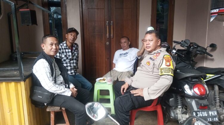 Halal Bihalal, Bhabinkamtibmas Karang Anyar di Rumah warga” Perkuat Cooling System Pascalebaran
