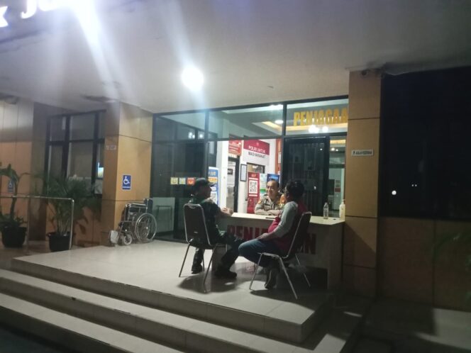 
					Soliditas TNI-Polri Terjaga, Patroli Koramil 08 Pastikan Keamanan Mako Polsek Johar Baru Kondusif