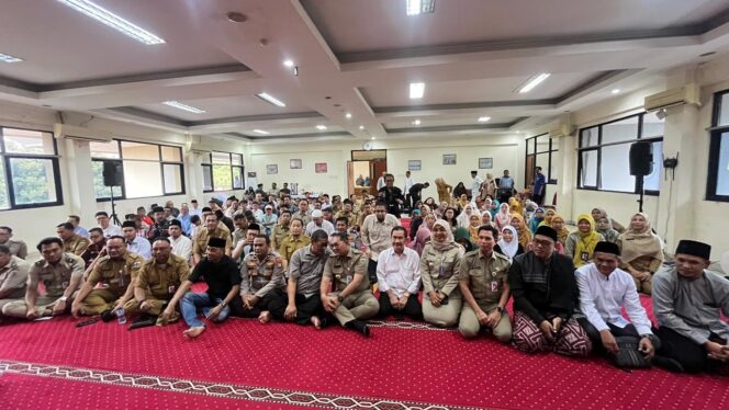 
					Polsek Metro Tanah Abang Hadiri Halal Bihalal Kecamatan Tanah Abang 1447 H, Perkuat Sinergi Tiga Pilar dan Elemen Masyarakat