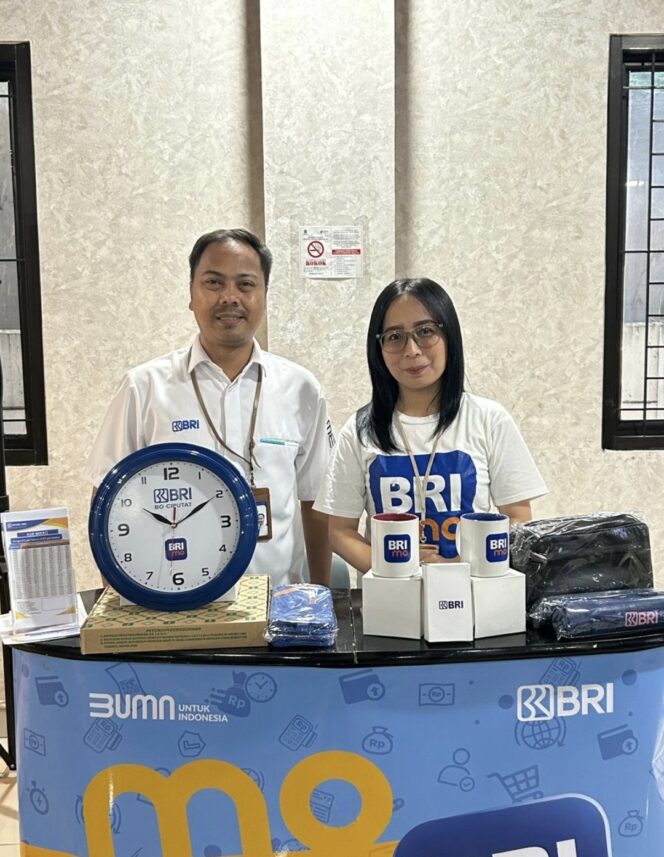 
					Dukung Pemberdayaan Ekonomi, BRI KC Ciputat Meriahkan HUT UMKM Kecamatan Ciputat Timur