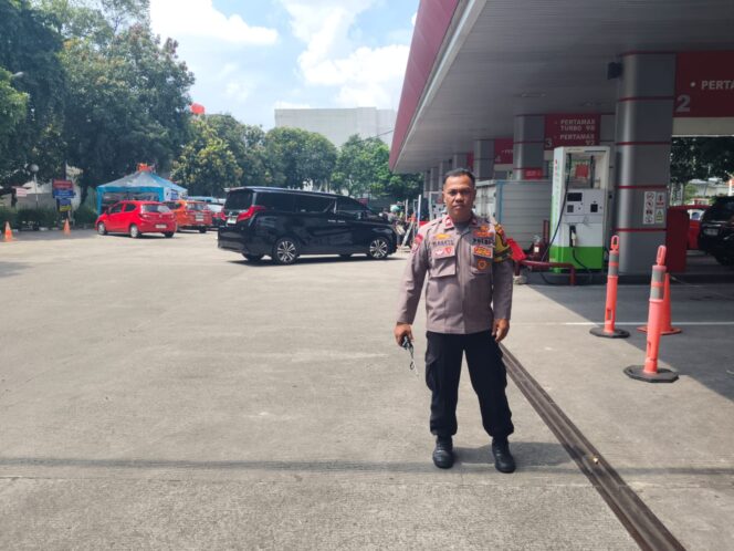 
					Bhabinkamtibmas Cek SPBU di Bendungan Hilir, Pastikan Stok dan Situasi Aman