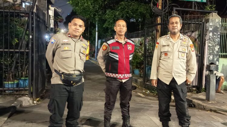 Polsek Senen Gelar Patroli Dini Hari, Antisipasi Tawuran di Kawasan Kwitang