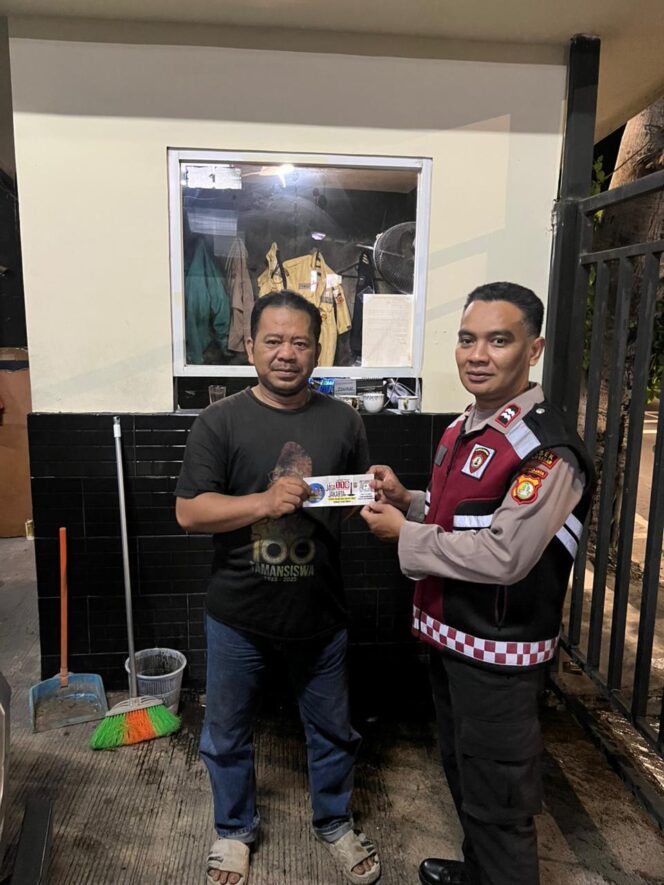 
					Patroli Presisi di Kartini Raya, Polisi Berikan Penjelasan Teknis sistem Aduan Via Barcode dan layanan 110