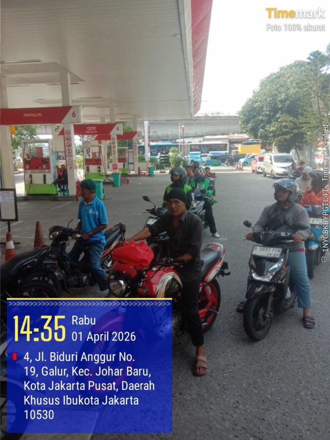 
					Kapolsubsektor Galur Laksanakan Patroli Dialogis di SPBU, Pastikan Stok BBM Aman dan Situasi Kondusif