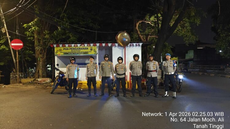 Patroli Cipta Kondisi Polsek Johar Baru, Antisipasi Guantibmas Dini Hari Berjalan Kondusif