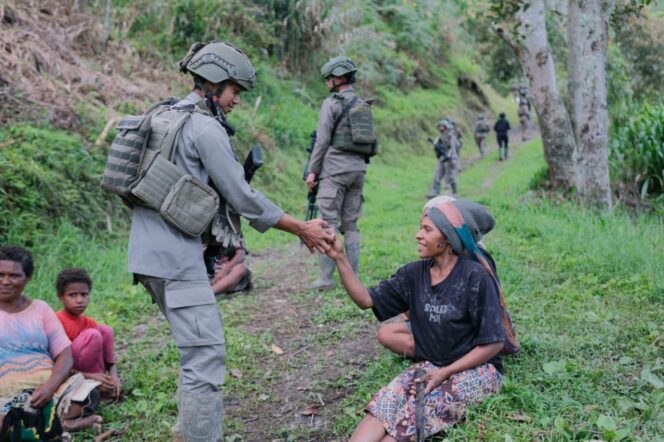 
					Patroli Satgas Damai Cartenz di Ilaga Berjalan Aman, Jalur Rawan Dipantau Intensif