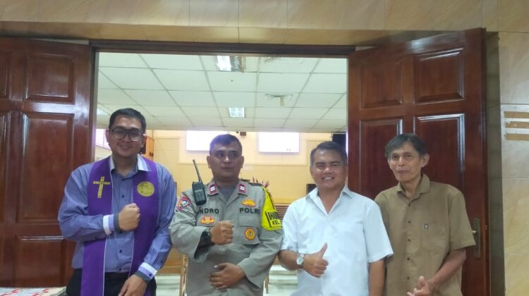 Polisi Amankan Ibadah Paskah di Dua Gereja di Kramat, Situasi Kondusif