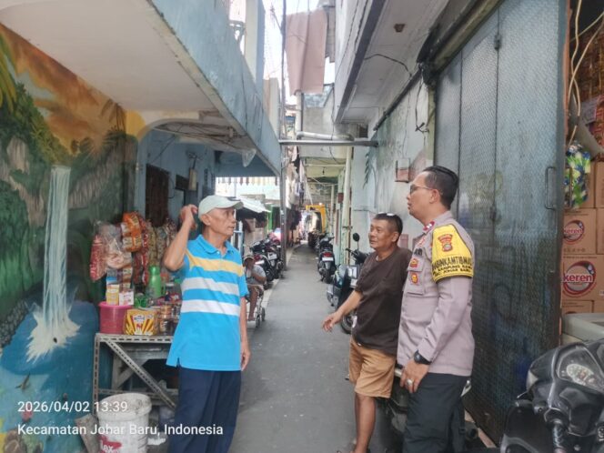 
					Polisi Turun Langsung ke Warga, Cooling System di Kampung Rawa Perkuat Keamanan Lingkungan