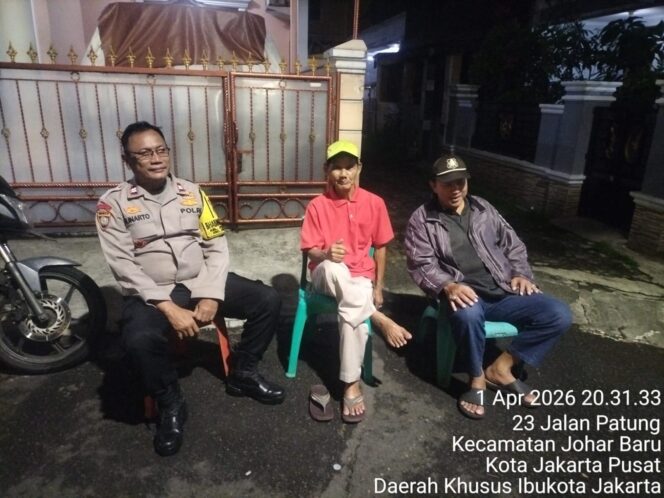 
					Bangun Kedekatan di Malam Hari, Bhabinkamtibmas Johar Baru Perkuat Sinergi Warga Lewat Cooling System