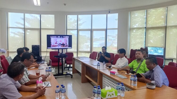 Anev Pelayanan SKCK Online, Personel Intelkam Polsek Senen Ikuti Zoom Meeting di Polres Jakpus