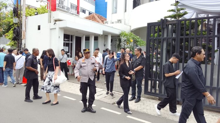 Dalam Keheningan Jumat Agung, Polri Pastikan Rasa Aman untuk Seluruh Umat