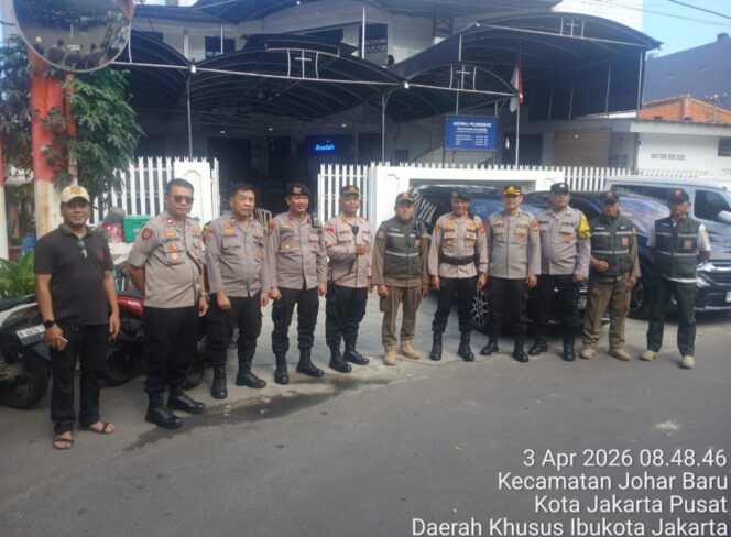 
					Kapolsek Johar Baru Turun Langsung, Pastikan Pengamanan Ibadah Jumat Agung dan Paskah Berjalan Optimal