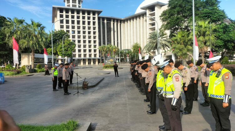 Pengamanan Jumat Agung di Gereja GBI Sepenuh Berjalan Aman dan Kondusif, Aparat Siaga Penuh
