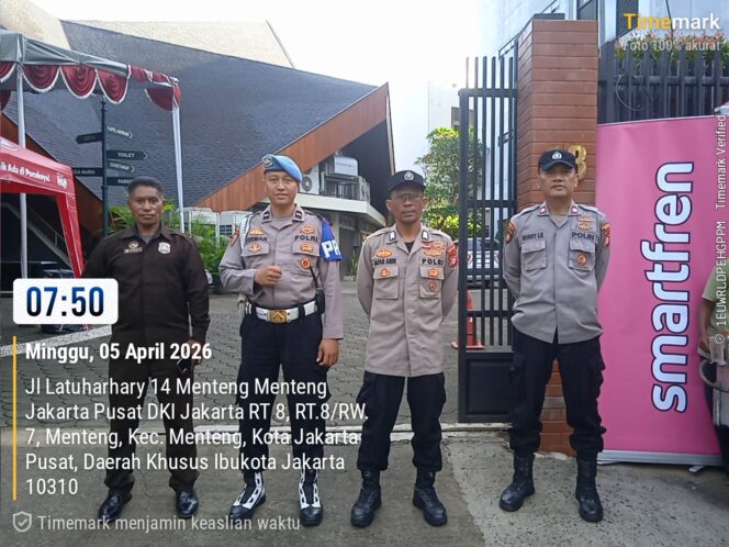 
					Polisi Siaga, Perayaan Paskah di Ignatius Loyola Menteng Berlangsung Tertib dan Kondusif