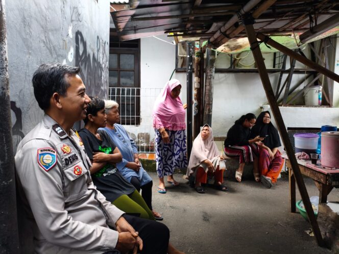 
					Bhabinkamtibmas Kebon Melati Intensifkan Sambang Warga, Ajak Peran Aktif Cegah Narkoba dan Tawuran