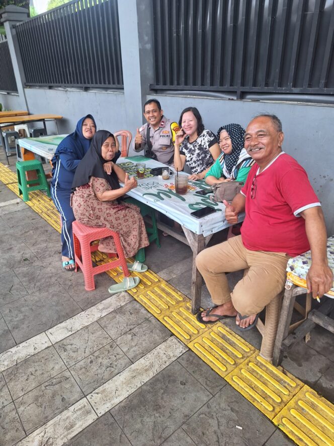 
					Sambang Wilayah Bhabinkamtibmas Pegangsaan Perkuat Kamtibmas di Jalan Proklamasi