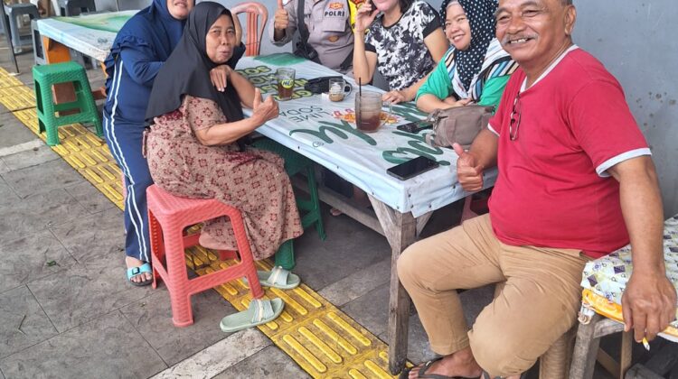 Sambang Wilayah Bhabinkamtibmas Pegangsaan Perkuat Kamtibmas di Jalan Proklamasi