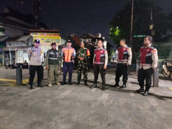 
					Apel Cipkon dan Patroli Gabungan Tiga Pilar Digelar di Senen, 12 Personel Diterjunkan