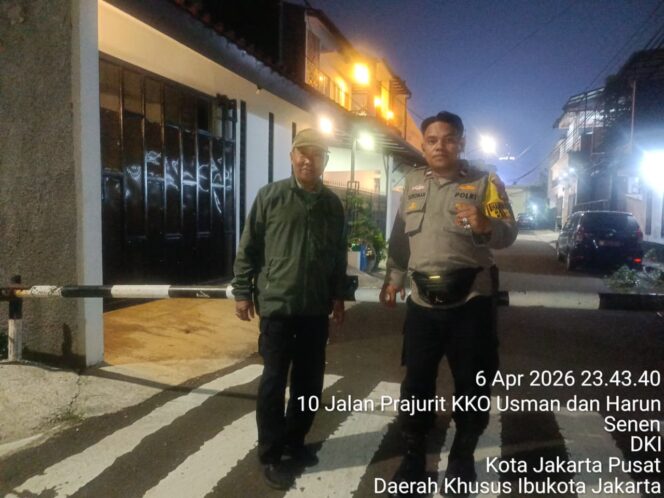 
					Polisi Sambangi Pos Satkamling di Senen, Perkuat Cooling System dan Antisipasi Gangguan Kamtibmas