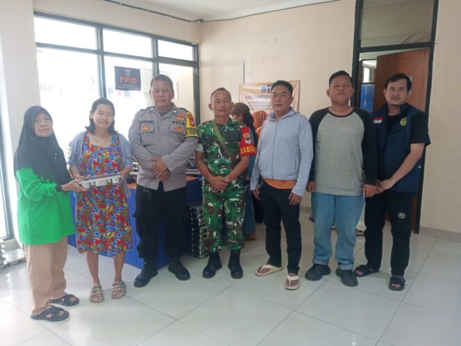 
					Bhabinkamtibmas Dan Babinsa Monitoring Pembagian Makanan Bergizi Gratis untuk Ibu dan Balita di Karang Anyar