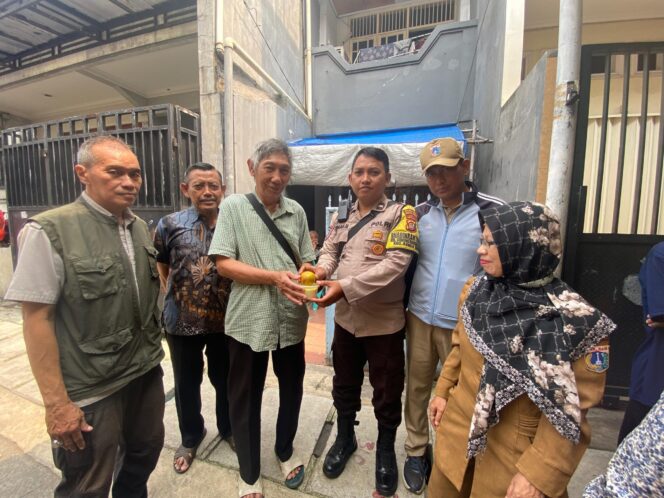 
					Polri Monitoring Posyandu Melati, Dukung Kesehatan Lansia dan Balita