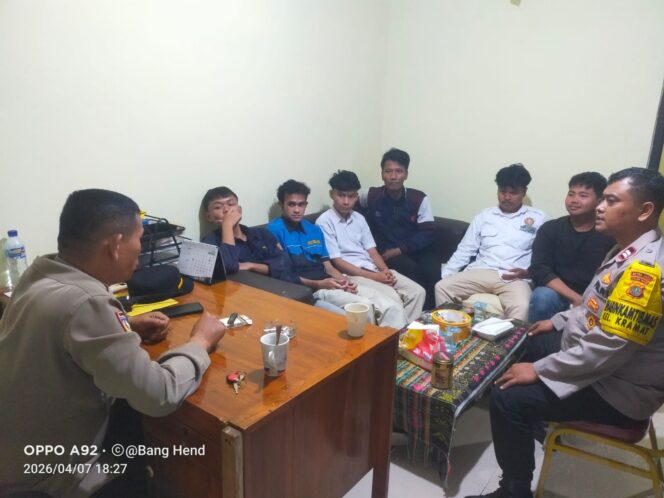 
					Binmas Polsek Senen Berikan Pembinaan ke Karang Taruna, Tekankan Peran Remaja Jaga Kamtibmas