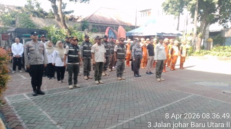 Tertibkan Kawasan Johar Baru, Petugas Gabungan Edukasi PKL dan Parkir Liar Demi Kenyamanan Publik