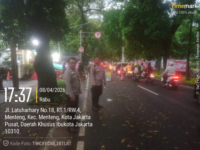 
					Patmor Polsek Metro Menteng Siaga, Pemantauan Aksi Unras di Komnas HAM Berjalan Kondusif