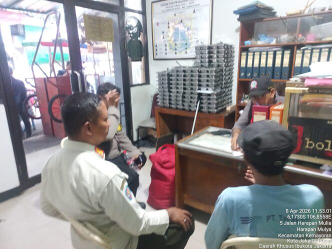 
					Bangun Kedekatan, Bhabinkamtibmas Harapan Mulia Aktif Serap Aspirasi Warga