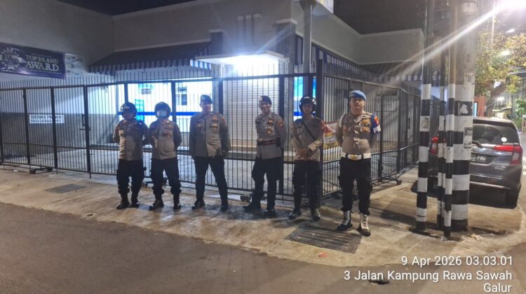 Patroli Subuh Johar Baru: Polisi Sisir Wilayah, Cegah Tawuran dan Jaga Kondusifitas