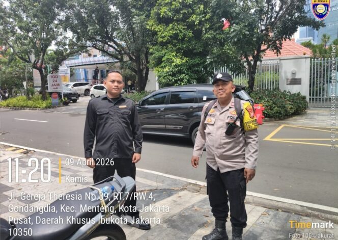 
					Polisi Tingkatkan Kewaspadaan Kamtibmas di Lingkungan Gereja St. Theresia Menteng
