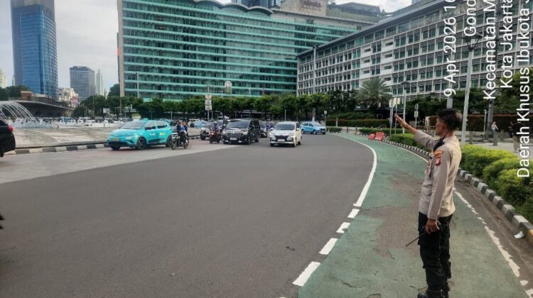 Polisi Siaga di Bundaran HI, Arus Sore Thamrin Tetap Lancar