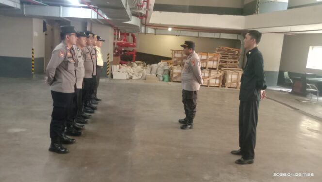 
					Polri Gelar Apel Pelayanan Aksi Unjuk Rasa Gerakan Mahasiswa Peduli Bangsa di Gedung Sudirman 78