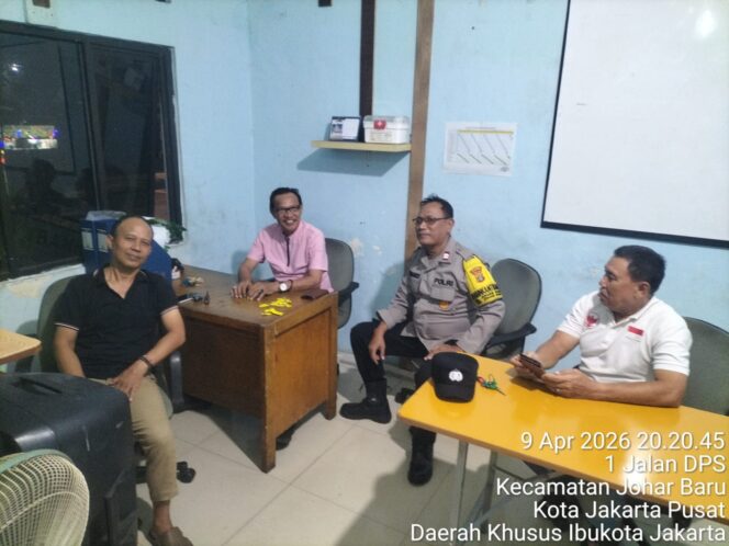 
					Perkuat Pengawasan Lingkungan, Polisi Sambangi RW 06 Johar Baru dan Tekankan Wajib Lapor Tamu