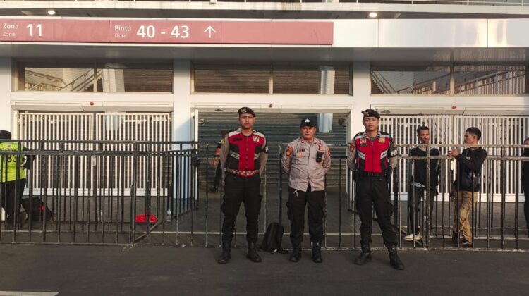 Zona 11 GBK Aman Terkendali, Personel Gabungan Siap Amankan Laga Persija vs Persebaya