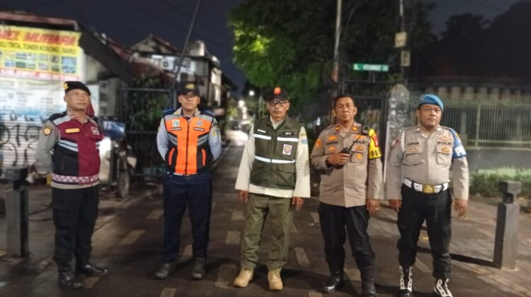 Patroli Tiga Pilar di Senen Antisipasi Gangguan Kamtibmas dan Pergerakan Suporter