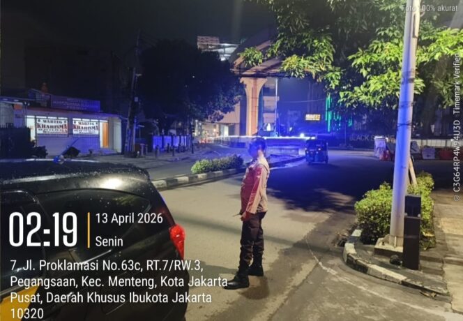 
					Kapolsubsektor Pegangsaan Patroli di TL Tambak Proklamasi, Cegah Gangguan Kamtibmas