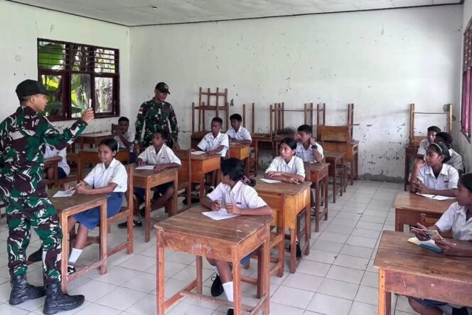 
					Yonarmed 12 Kostrad Tanamkan Wawasan Kebangsaan di Perbatasan