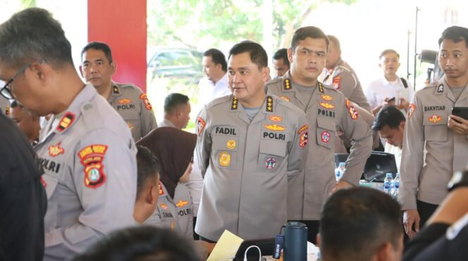 
					Polres Jakpus Raih Nilai Tertinggi Simulasi Gladi Posko Sitkamtibmas, Ini Kata Kapolres