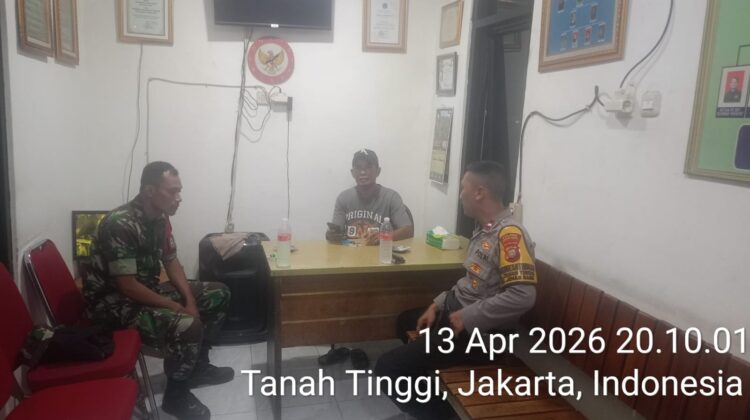Satkamling RW 08 Diperkuat, Bhabinkamtibmas Dan Babinsa Ajak Warga Aktif Jaga Lingkungan