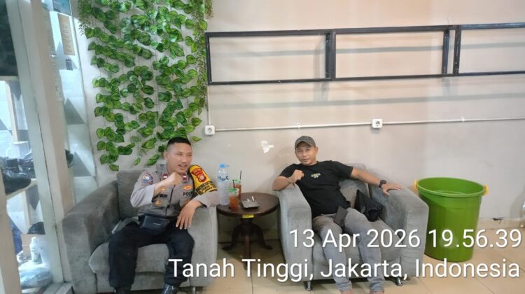 Sambangi Dapur MBG, Bhabinkamtibmas Pastikan Keamanan Dan Kondusifitas Wilayah
