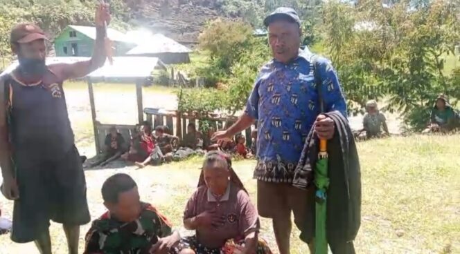 
					Warga Distrik Kembru Jadi Korban Penembakan TPNPB-OPM, TNI Siaga Berikan Perlindungan dan Bantu Evakuasi