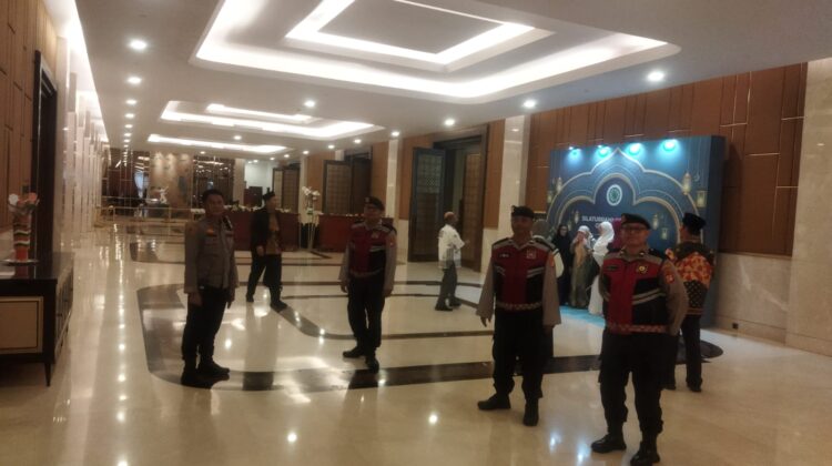 Polri Amankan Kegiatan Silaturahmi Nasional Ormas Islam dan Halal Bihalal di Hotel Sultan