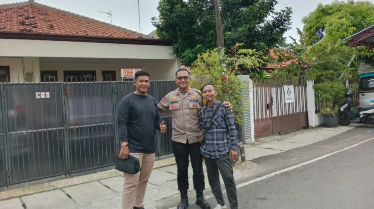 Hangatkan Siang dengan Sambang, Polisi Ajak Warga Kampung Rawa Jaga Kamtibmas