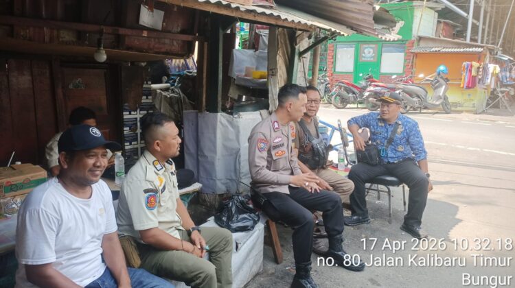 Polisi Sambangi Warga Bungur, Ajak Aktifkan Siskamling hingga Waspada Curanmor