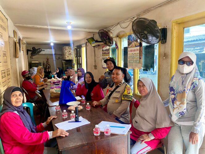 
					Polisi Peduli Lingkungan Warga Hadir Dalam Monitoring PSN di Gunung Sahari Utara