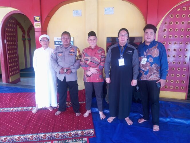 
					Pelayanan Bhabinkamtibmas Dalam Kunjungan Gubernur Jakarat di Masjid Karim Oei